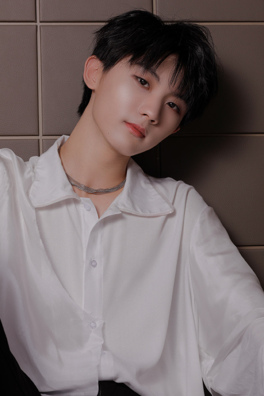 时代少年团白衬衫怼脸照弟弟们也太可了吧