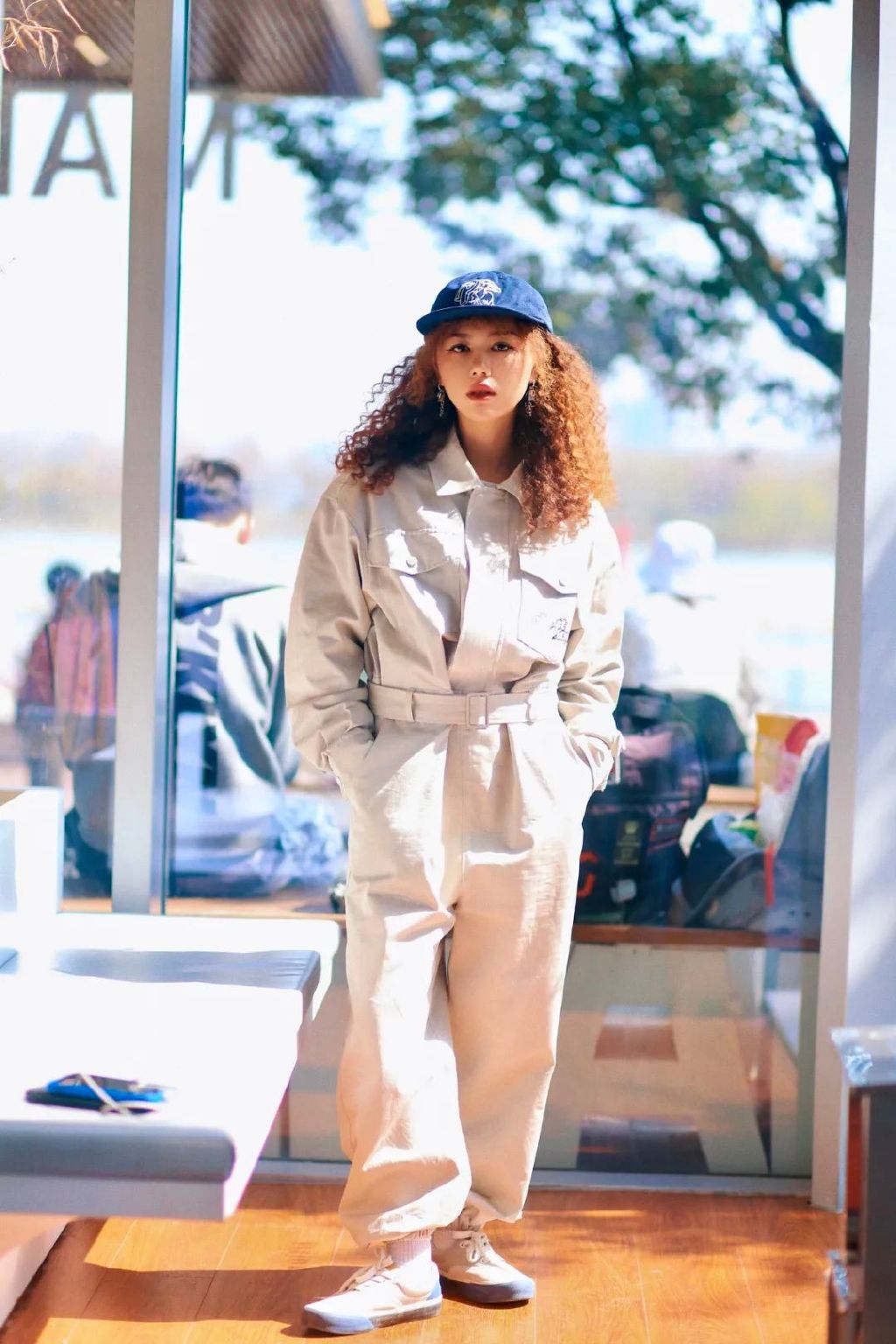 我也不想被钓诶,可是谁能拒绝穿镂空上衣的美式复古辣妹呢?休闲区蓝鸢梦想 - Www.slyday.coM 我也不想被钓诶,可是谁能拒绝穿镂空上衣的美式复古辣妹呢?休闲区蓝鸢梦想 - Www.slyday.coM