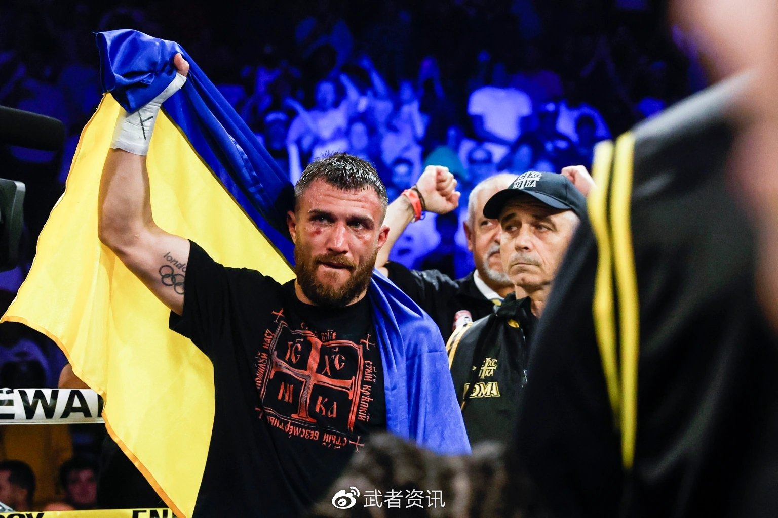 哈尼争议性点胜洛马琴科成功卫冕四大组织金腰带__财经头条