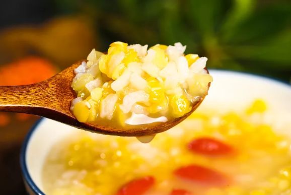 今晚就煲这个粥|芡实|小米|扁豆_新浪新闻