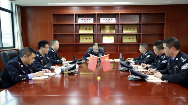 不拘形式、载体多样，全省各监狱多种形式持续深入学习党的十九届六中全会精神休闲区蓝鸢梦想 - Www.slyday.coM