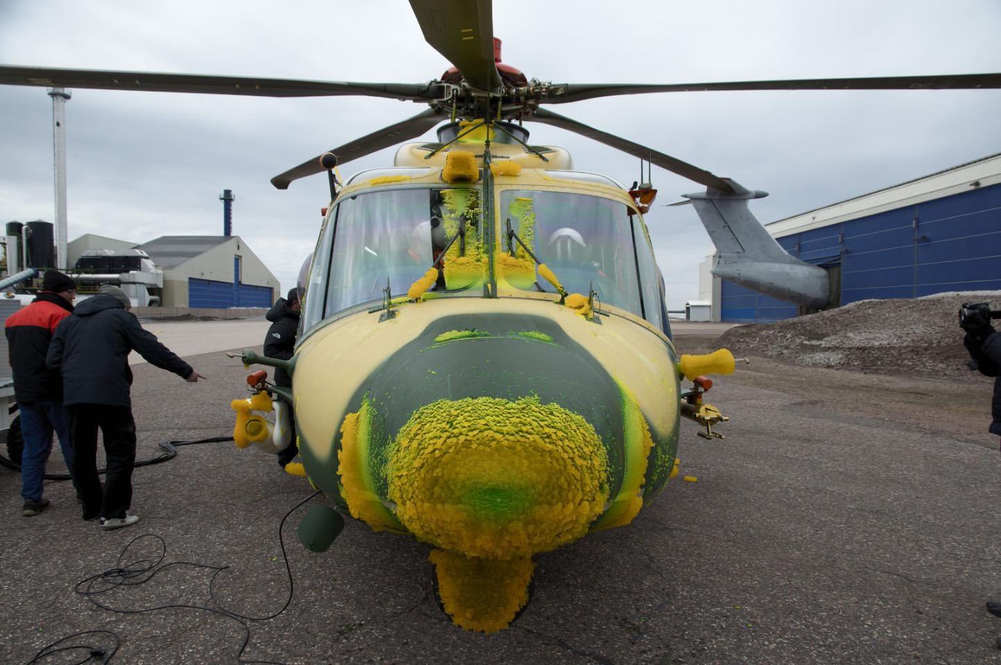 aw149直升机进行全冰保护系统fips测试