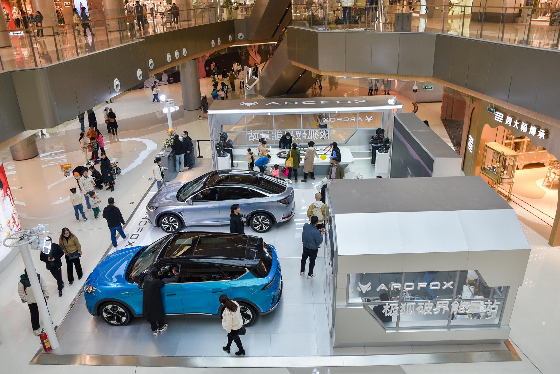 直营直销新能源汽车正在抛弃4s店吗