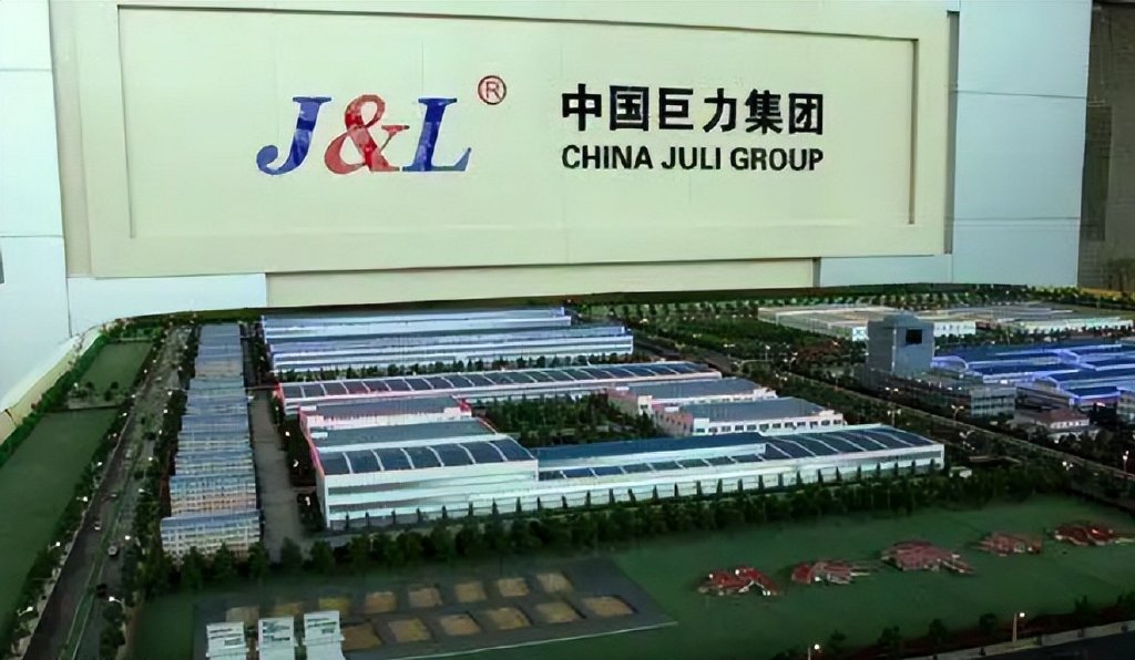 同时,许多人不知道的是,巨力集团是演员黄圣依的婆家,虽然很少有人