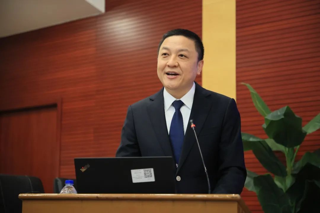 签约仪式上,陈志敏,王德强先后致辞.