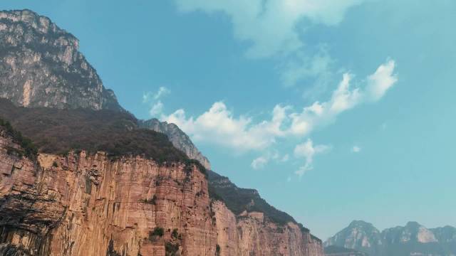 【视频】名家说新作 | 许钦松解读新作《太行锡涯沟红岩大峡谷》