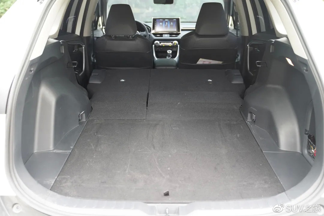 可靠耐用又省油的持家男深度试驾2020款丰田rav4荣放