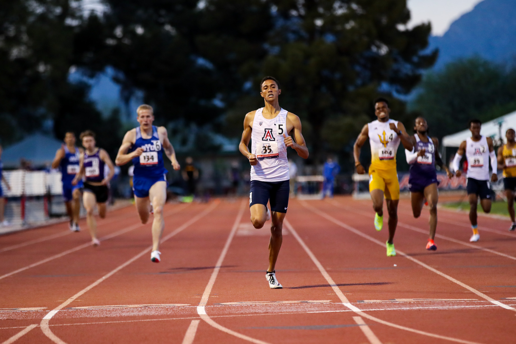 44秒7118岁美国田径400米天才出世排名赛季世界第二未来可期