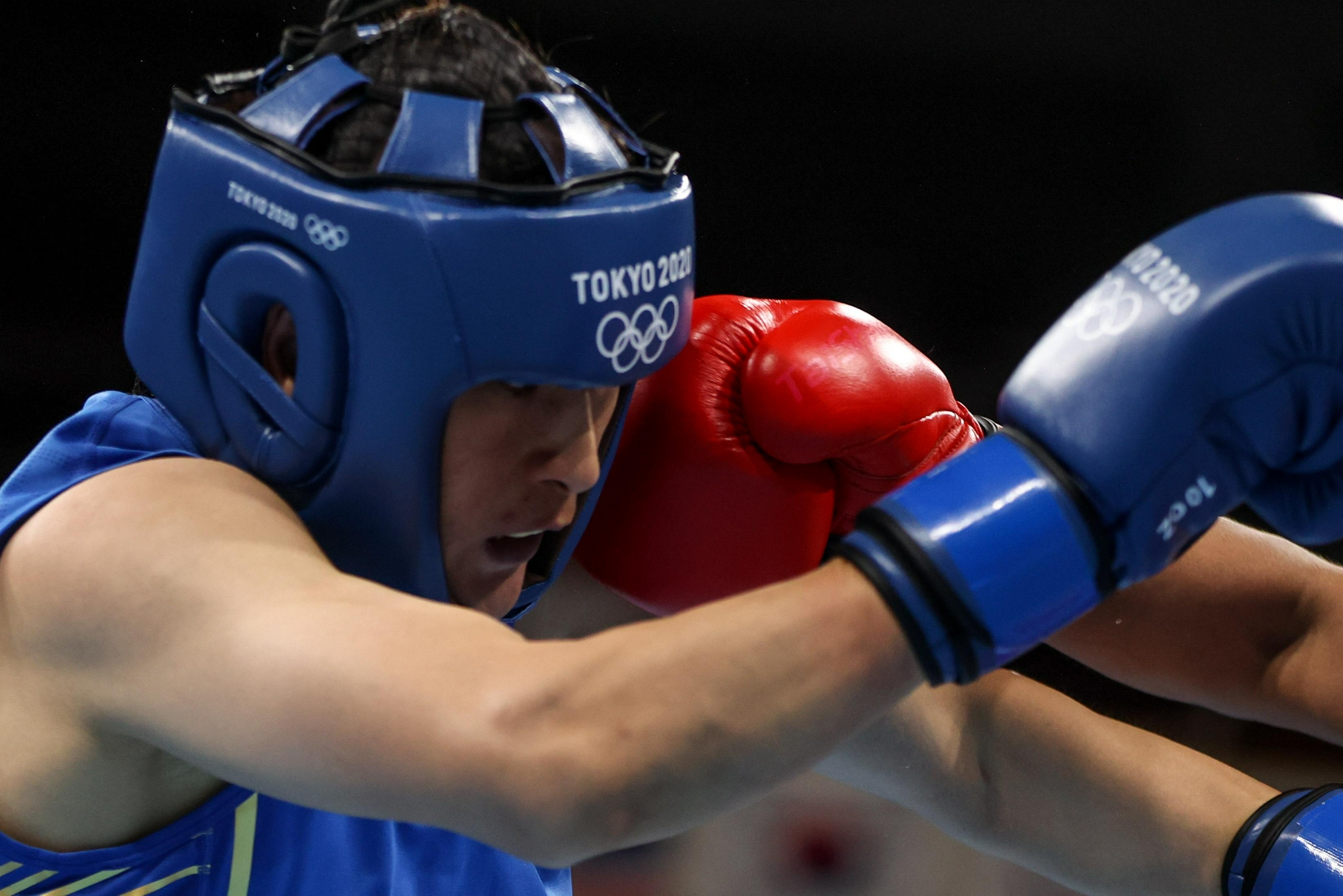 东京奥运会拳击女子6975公斤级李倩晋级四强