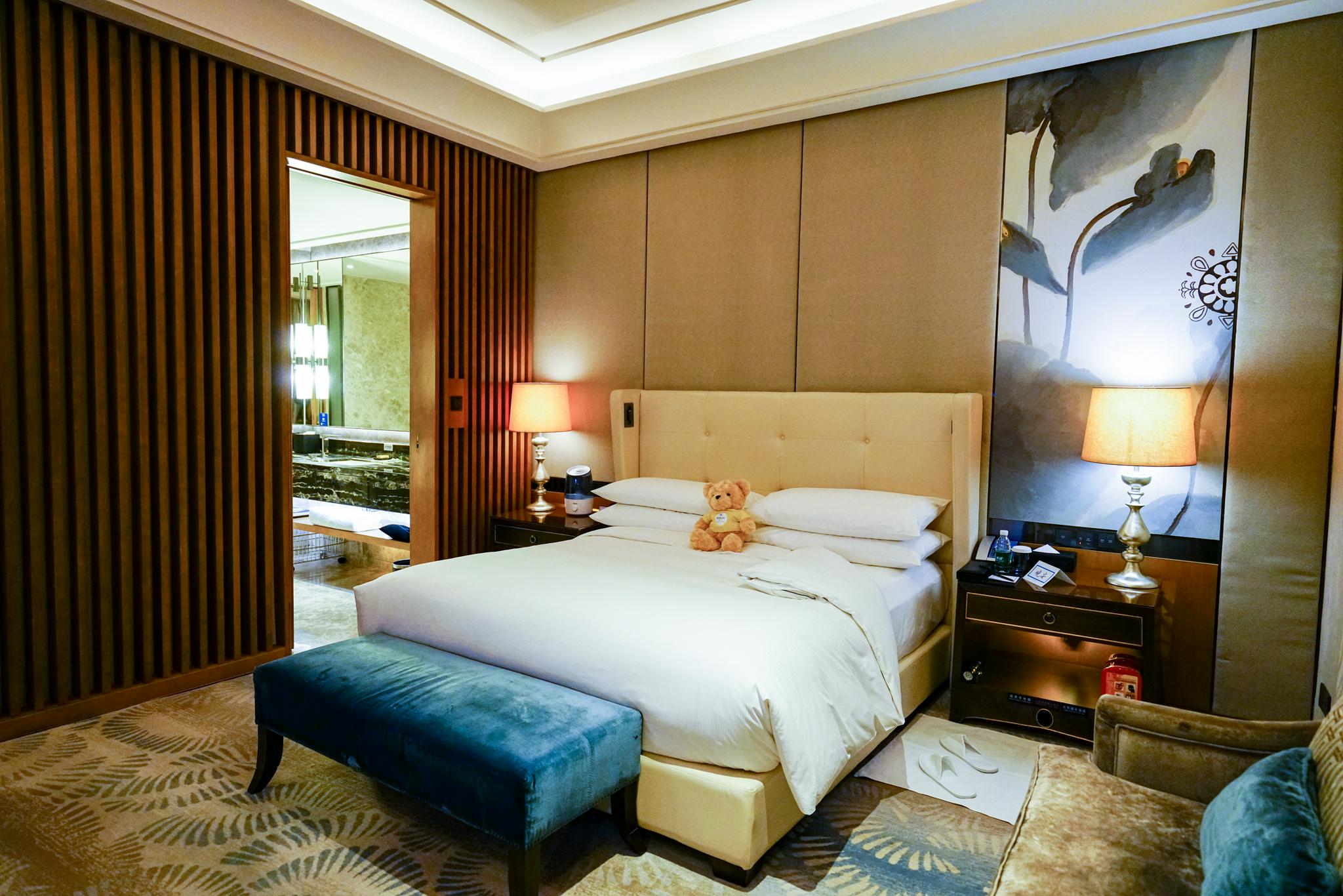 新疆旅行,入住唯一的国际五星酒店,是什么体验?