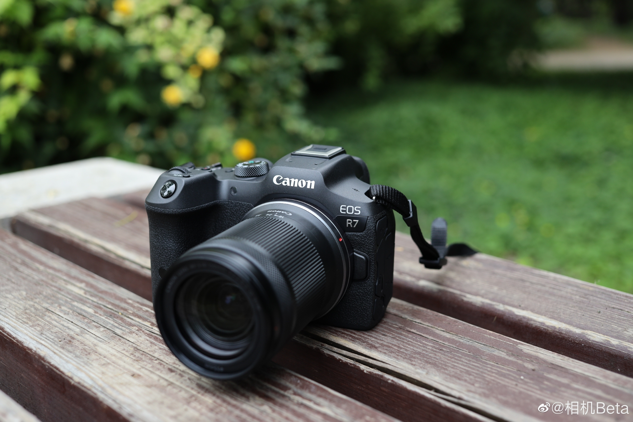 这就是排面首批佳能eosr7eosr10真机实物上手图