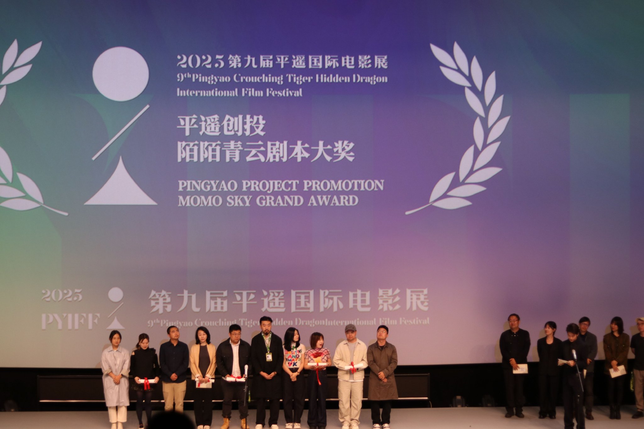 阳江陌陌怎么找接单的兼职女生