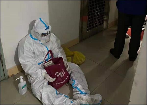 莲塘“战疫纪实”：1小时最多接打151个电话、每天行走超4万步、连续4天睡地板……休闲区蓝鸢梦想 - Www.slyday.coM