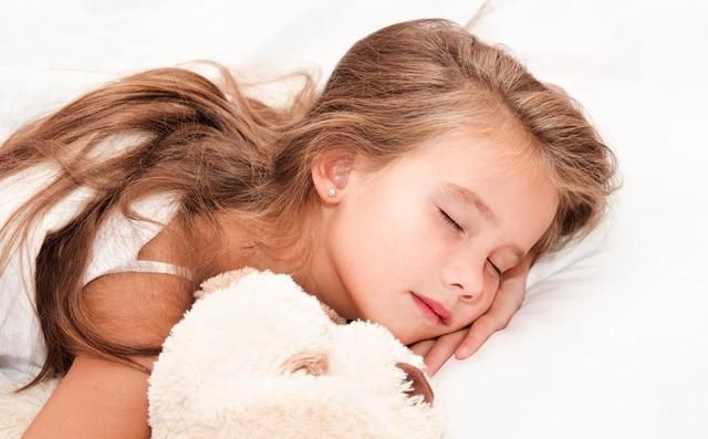 "智商低,脾气差",孩子晚睡危害大,3个安睡指南助孩子早入睡