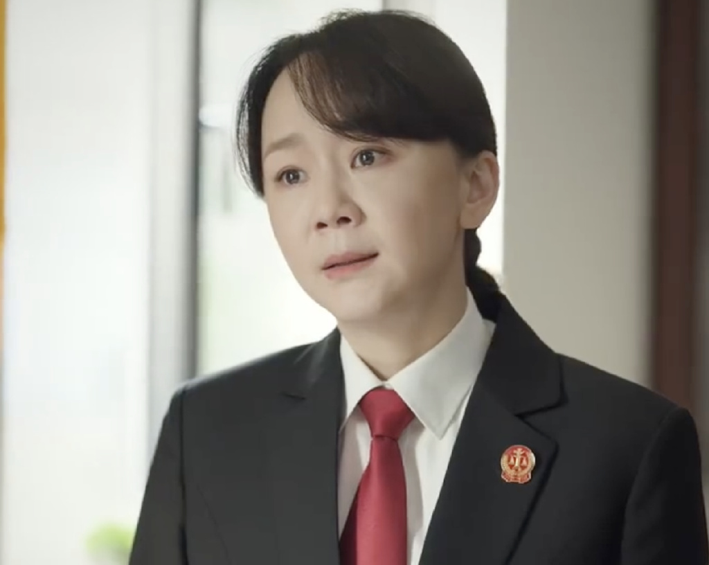 《底线》4位女性,叶芯是“愣头青”,王秀芳上演“欢乐喜剧人”|底线|王秀芳|王莎莎_新浪新闻