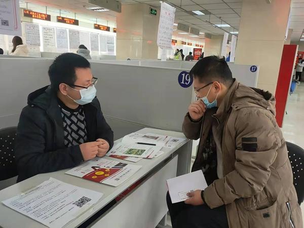 有责底薪变无责底薪 为啥还是招不来人？商家发问：年轻人都去哪儿了？休闲区蓝鸢梦想 - Www.slyday.coM