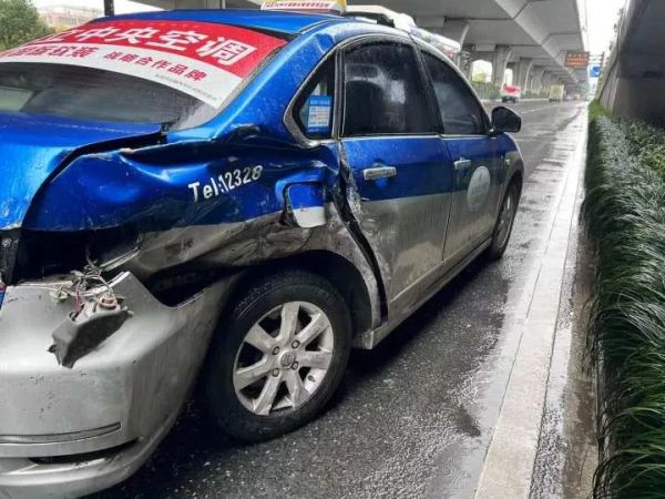 八部门：加强网约车行业事前事中事后全链条联合监管