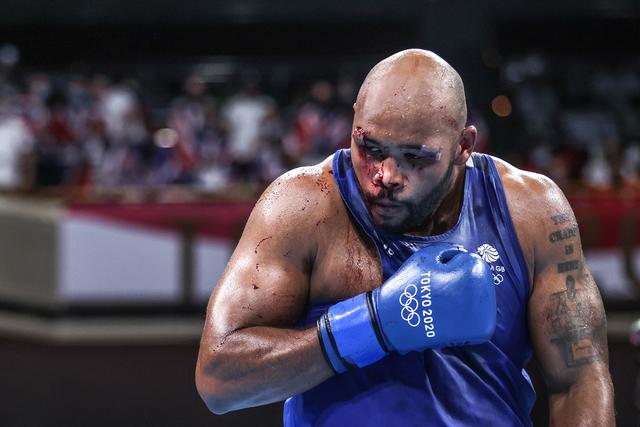 拳击——男子91公斤以上级半决赛赛况