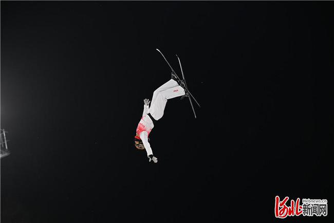 【聚焦北京冬奥会】自由式滑雪空中技巧混合团体决赛 中国队排名第一晋级次轮休闲区蓝鸢梦想 - Www.slyday.coM