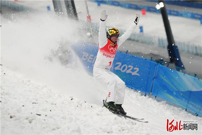 【聚焦北京冬奥会】自由式滑雪空中技巧混合团体决赛 中国队排名第一晋级次轮休闲区蓝鸢梦想 - Www.slyday.coM