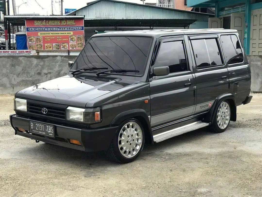 丰田瑞狮(zace),如果早些年去过某小岛旅游的朋友……_高清图集_新浪