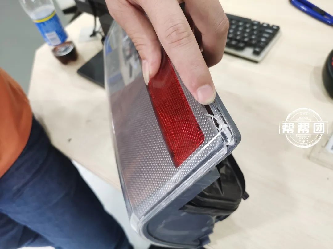 快递货品受损，保价一千五却只赔五百？男子无语：保价的意义呢？休闲区蓝鸢梦想 - Www.slyday.coM