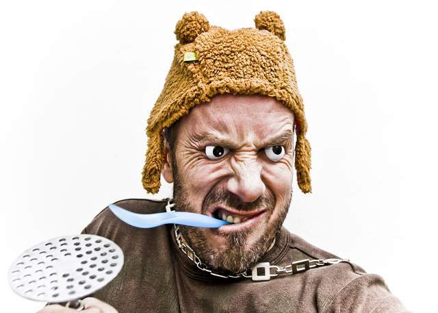 离谱！医生敲诈餐馆50万，称不给钱就让店里出现新冠密接者休闲区蓝鸢梦想 - Www.slyday.coM