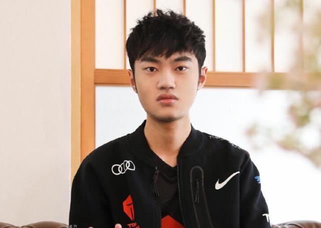 S12世界赛即将开始,LPL又有选手不务正业,沉迷大乱斗无法自拔休闲区蓝鸢梦想 - Www.slyday.coM S12世界赛即将开始,LPL又有选手不务正业,沉迷大乱斗无法自拔休闲区蓝鸢梦想 - Www.slyday.coM