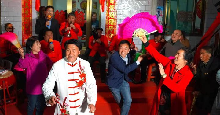 山西左权刘红权嫁侄女歌王石占明曹彦明飙歌庆祝