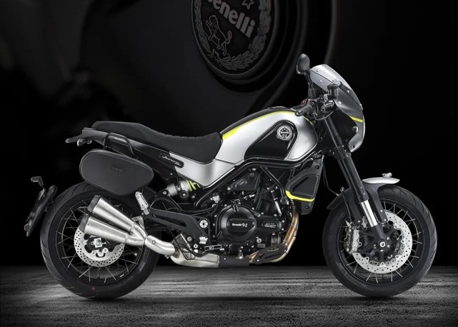 68万/5.98万!贝纳利幼狮500运动版/800越野版上市