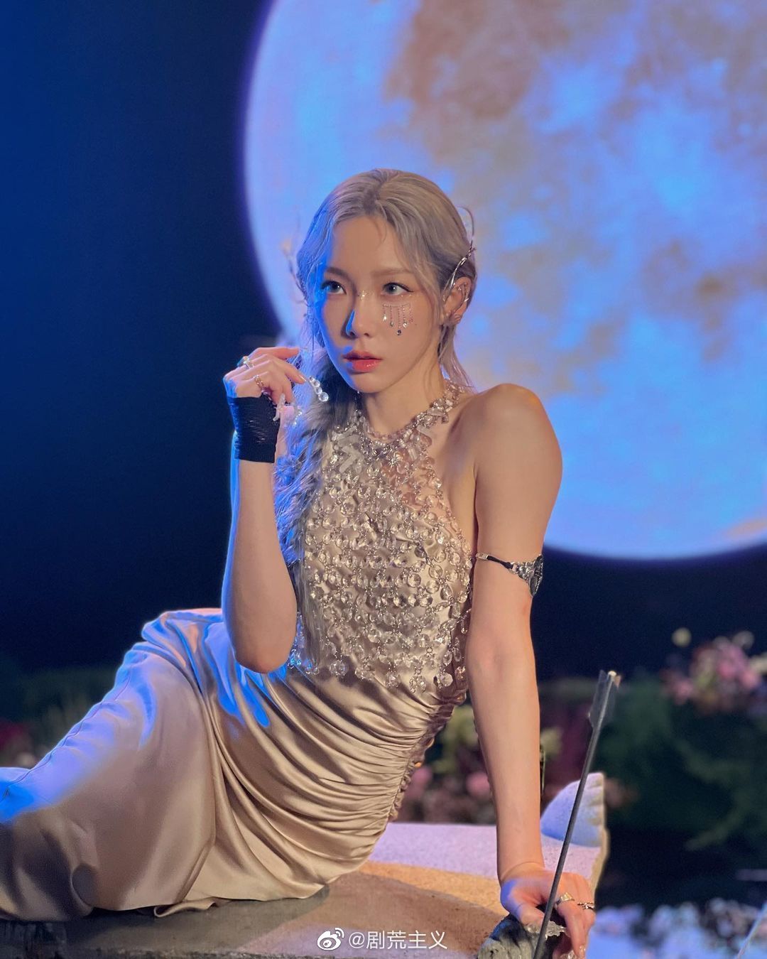 金泰妍晒INVU花絮图,真的很好看了家人们……__财经头条