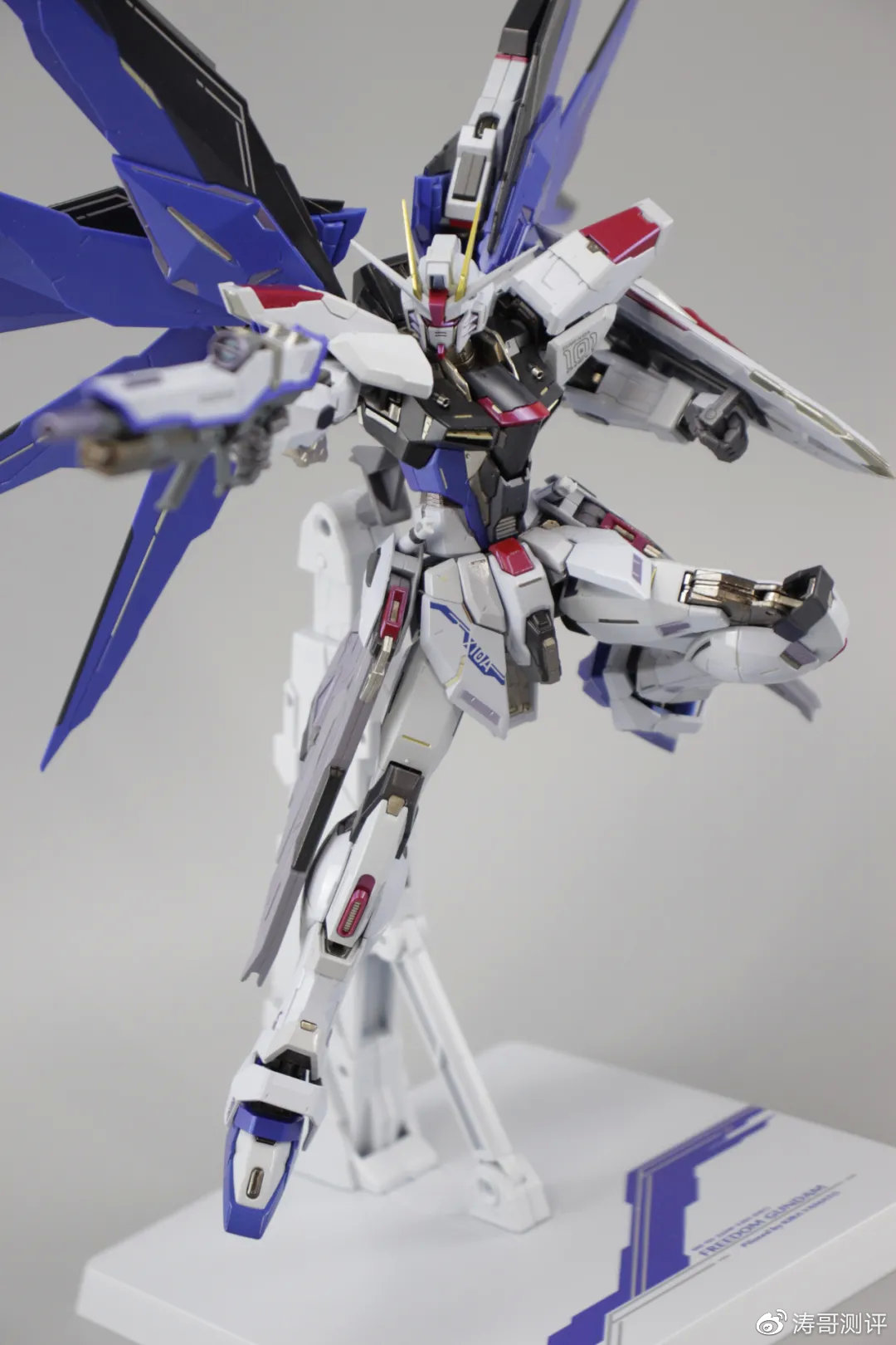 新生的蔚蓝之翼,mb自由2.0开箱简评!