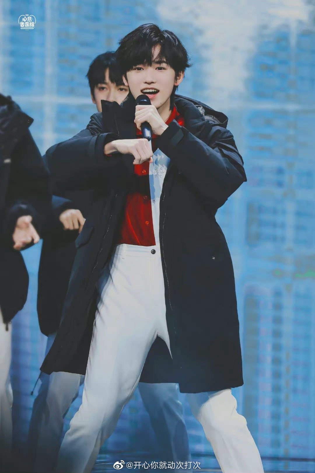 宋亚轩北京虎年春晚彩排路透来了笑起来也太可爱了