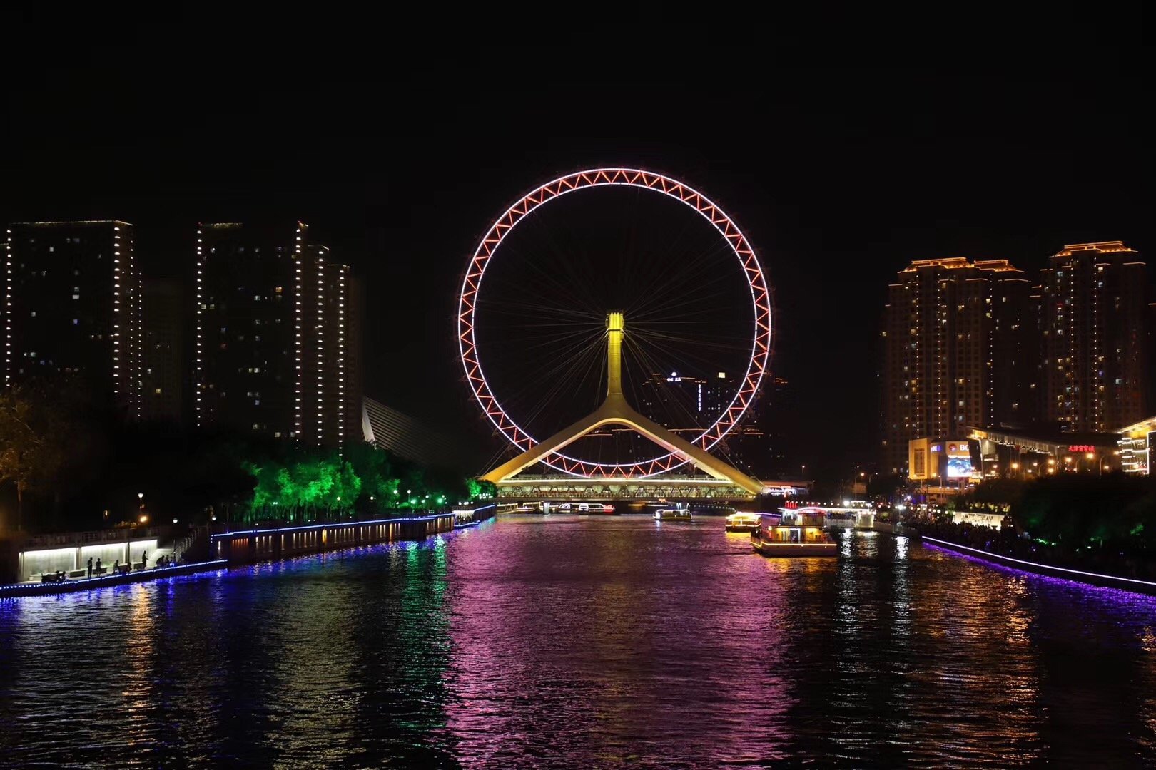 天津之眼是天津市的标志性景观之一