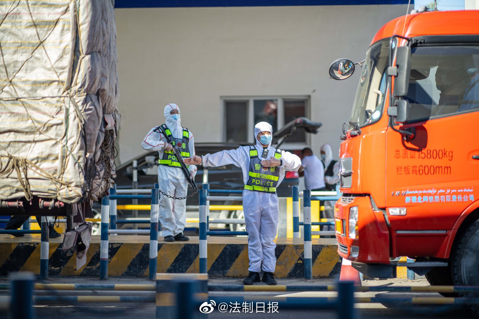 坚守边境一线升级防控措施 阻断新冠肺炎疫情扩散传播_高清图集_新浪