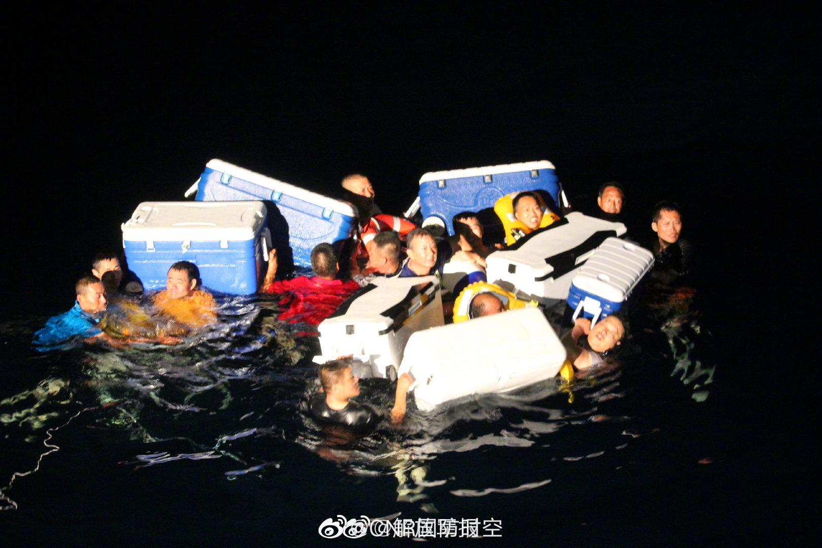 快船遭遇伤病潮伦纳德缺阵四场哈登单核带队艰难取胜仍存隐患