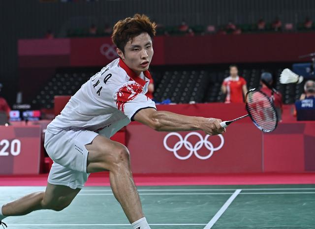 羽毛球——男子单打:中国选手石宇奇获胜
