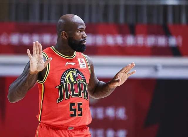 琼斯更新社媒配文：新的助理教练/球员 新季能否率队更进一步？休闲区蓝鸢梦想 - Www.slyday.coM