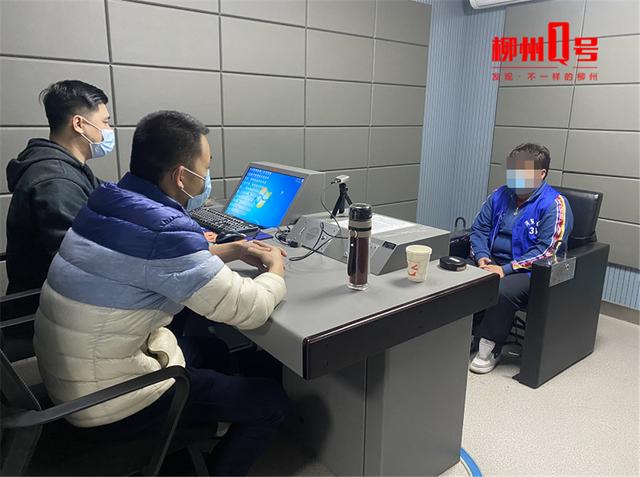 借手机给熟人“帮办优惠券”，女子背上5.6万元网贷休闲区蓝鸢梦想 - Www.slyday.coM