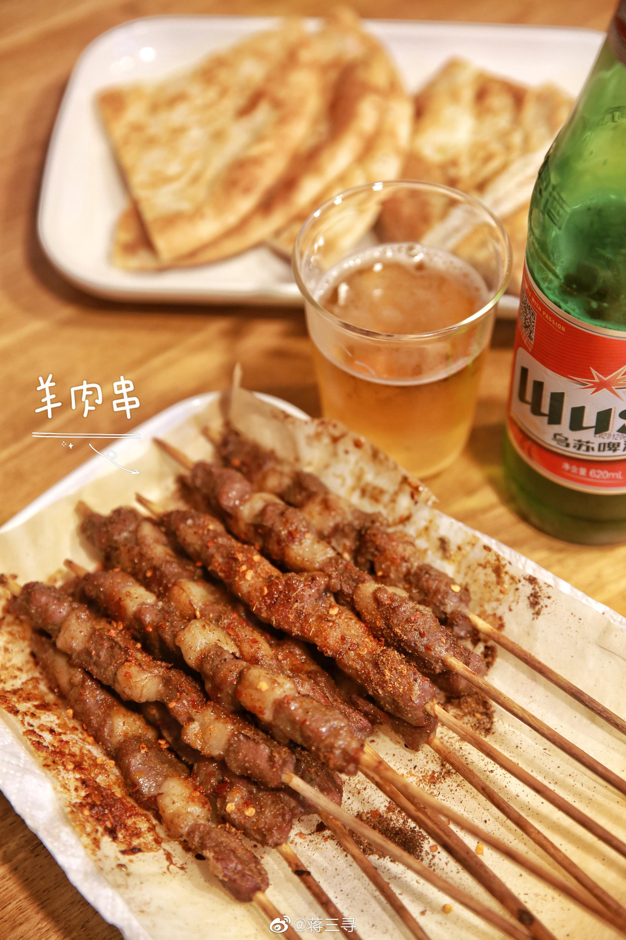 吃羊肉串配啤酒,不吃烤馕是减肥少女最后的倔强……_高清图集_新浪网