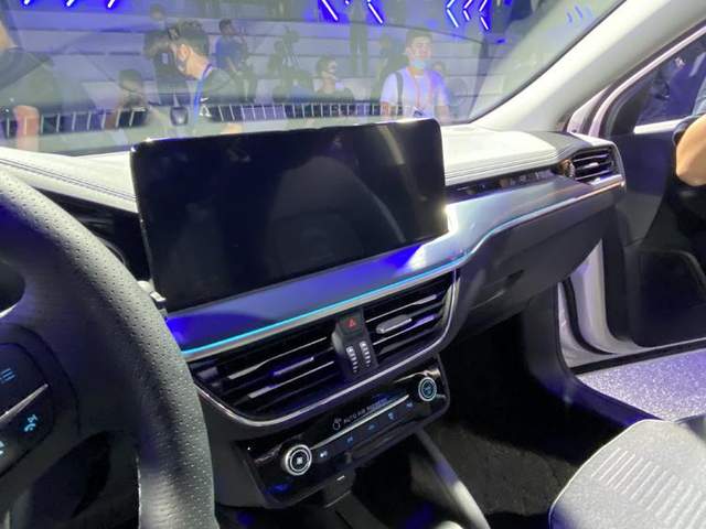 2020广州车展 福克斯旅行VS高尔夫8 剑走偏锋能否救赎