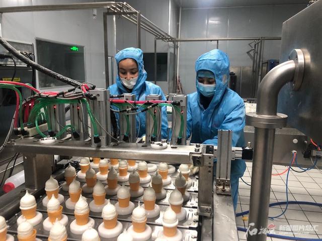 新春走基层丨加依托格拉克村:雪糕厂里生产忙|雪糕|古乐|阿曼_新浪