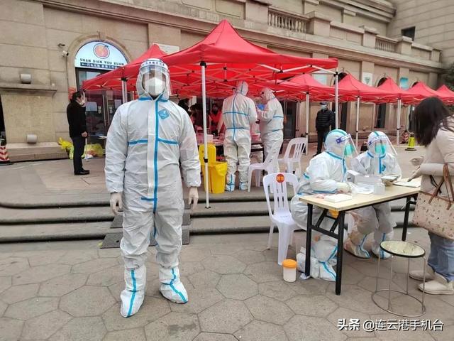 港城抗疫，白玉兰志愿服务队在行动休闲区蓝鸢梦想 - Www.slyday.coM