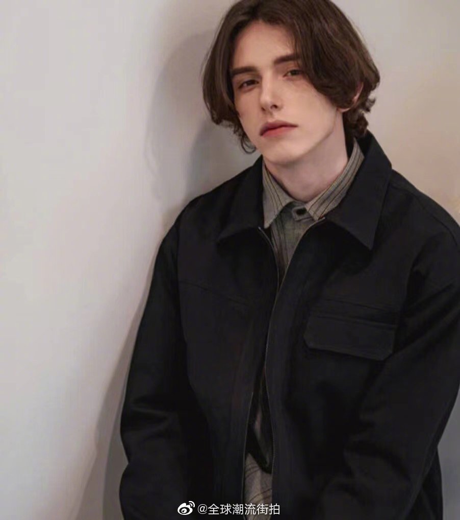 eric warner,一名美国韩籍男模,盛世美颜大概就是这样吧