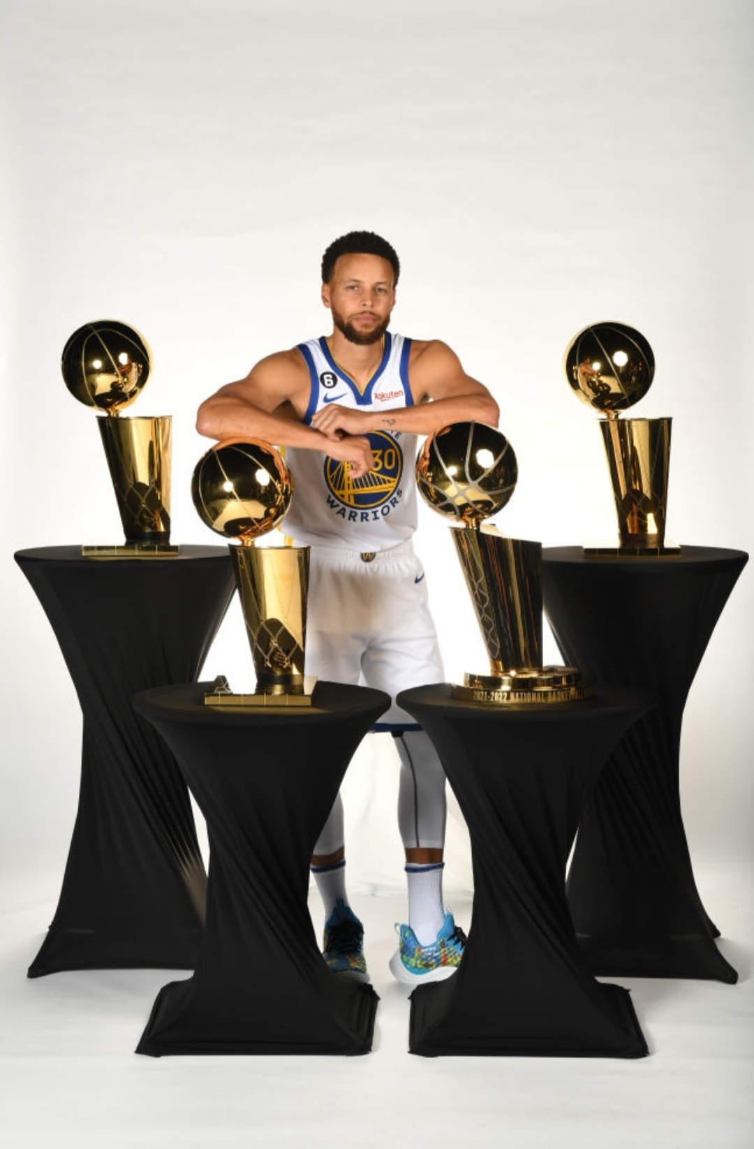 库里定妆照图集__财经头条