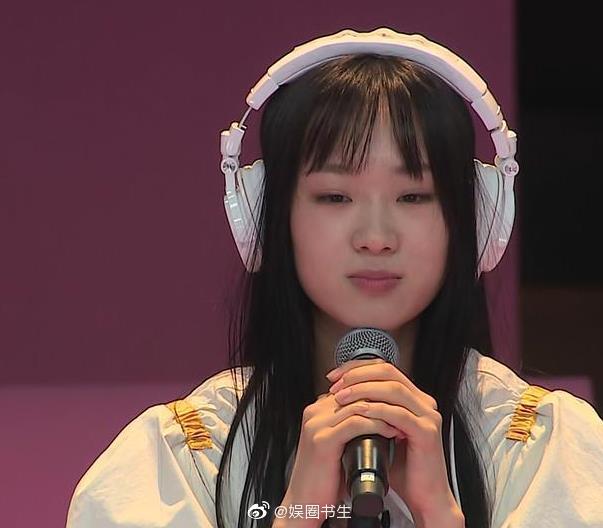 华晨宇辟谣后,樊博艺也发文回应恋情瓜……_高清图集_新浪网