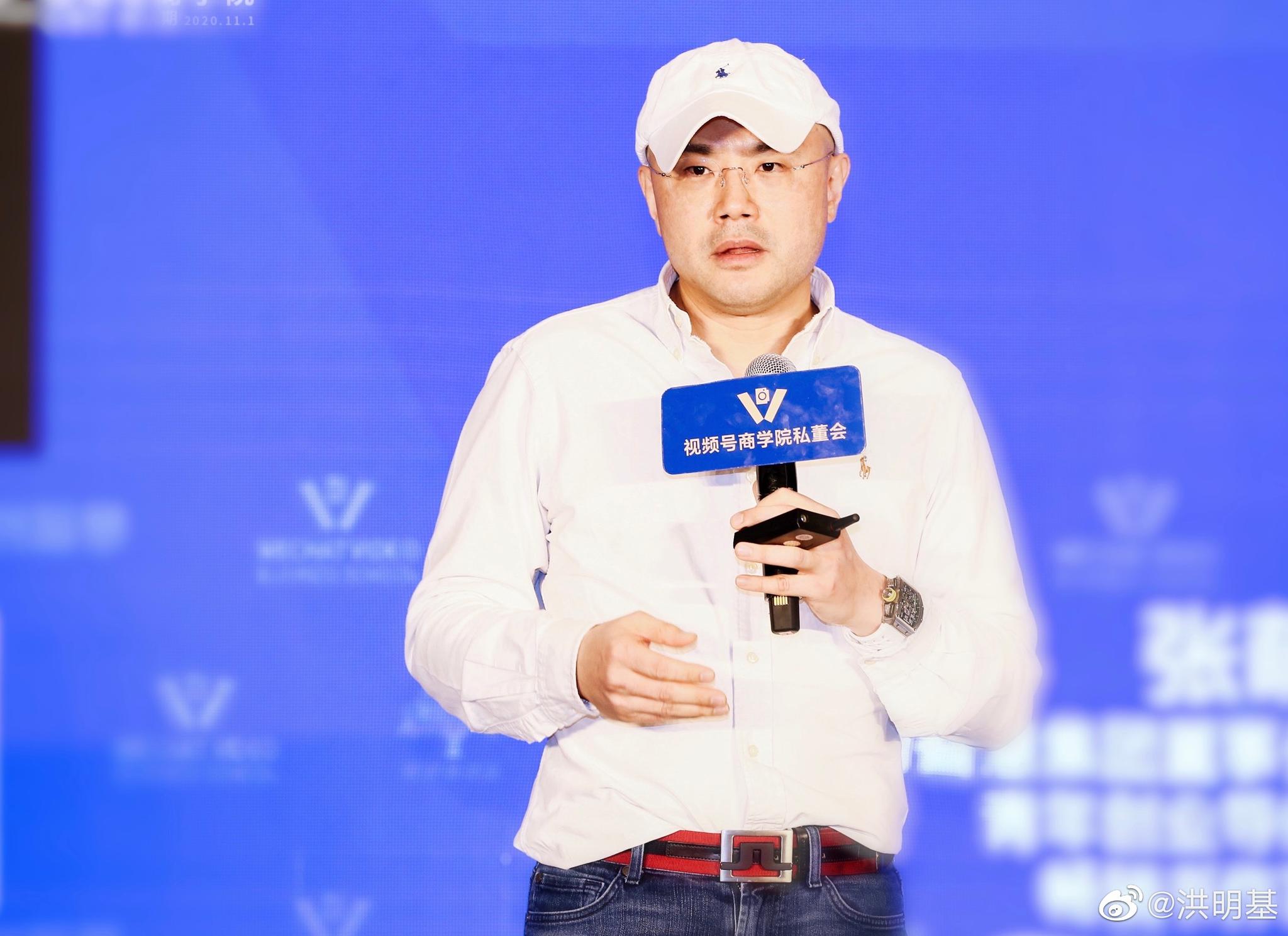 的邀请参加与许多著名的企业家,网络大咖@卢战卡@马锐@水木然学社@徐