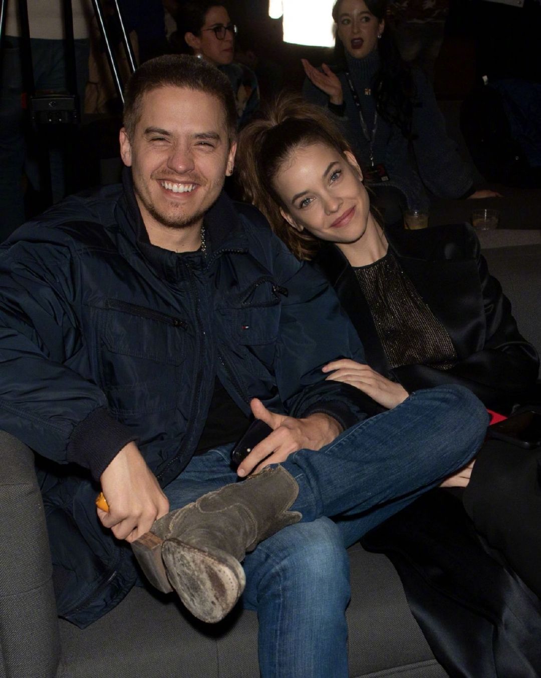 当地时间2月6日,芭芭拉·帕尔文和男友迪伦·斯普罗斯(dylan sprouse)