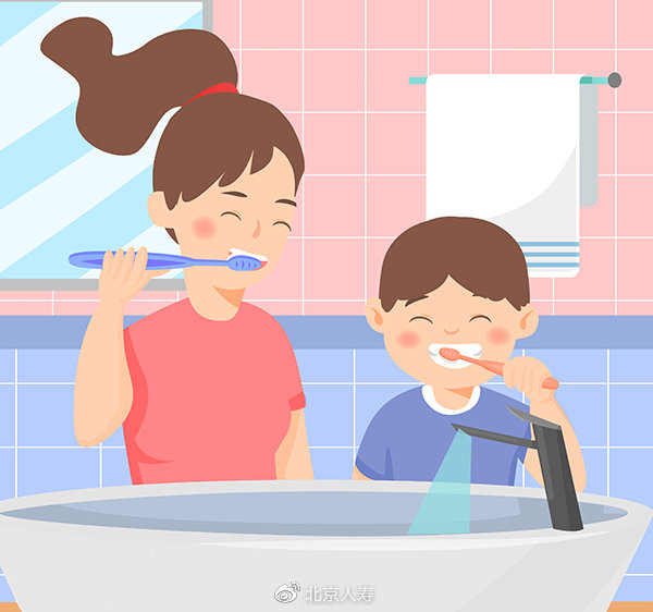 每年至少洁牙(洗牙)一次出生开始清洁口腔,尽早治疗乳牙疾病,保护恒牙