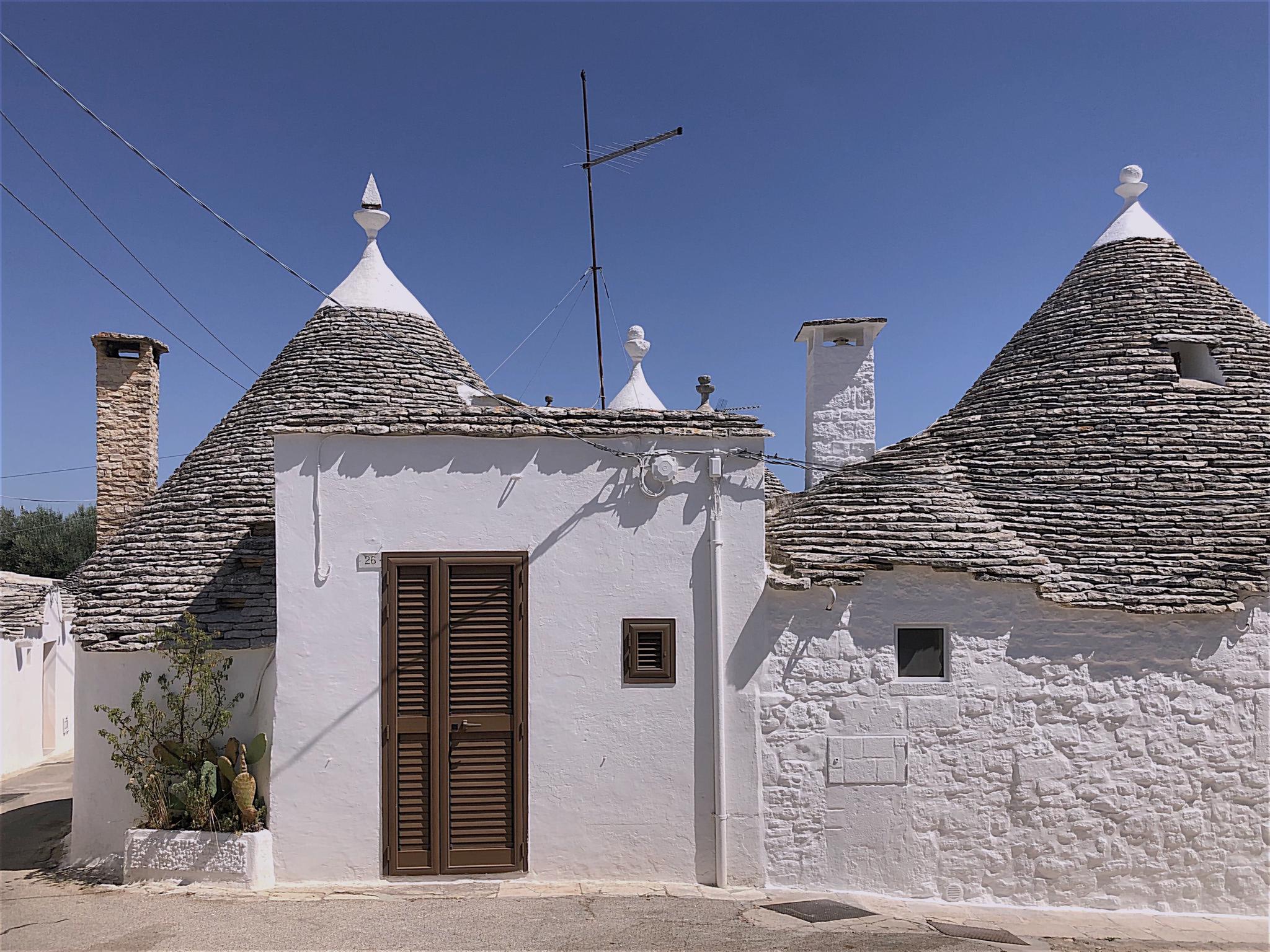 trullo特鲁洛是意大利南部普利亚地区常见的一种民居